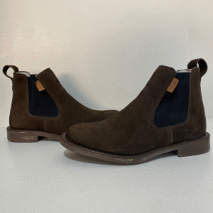 Botina Chelsea em Couro Legítimo – Conforto e Durabilidade Garantidos