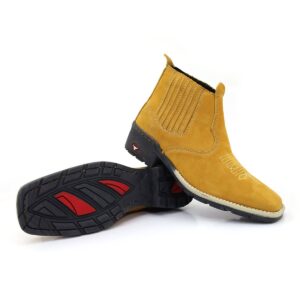 Botina Masculina Texana em Couro Nobuck Amarelo com Elástico e Solado de Látex