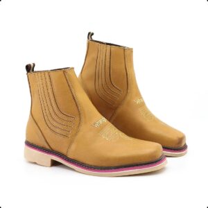 Botina Masculina Tradicional em Couro Nobuck com Elástico e Solado de Látex